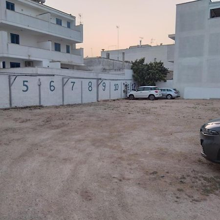 Case Vacanza Via Mozart Porto Cesareo Exterior foto