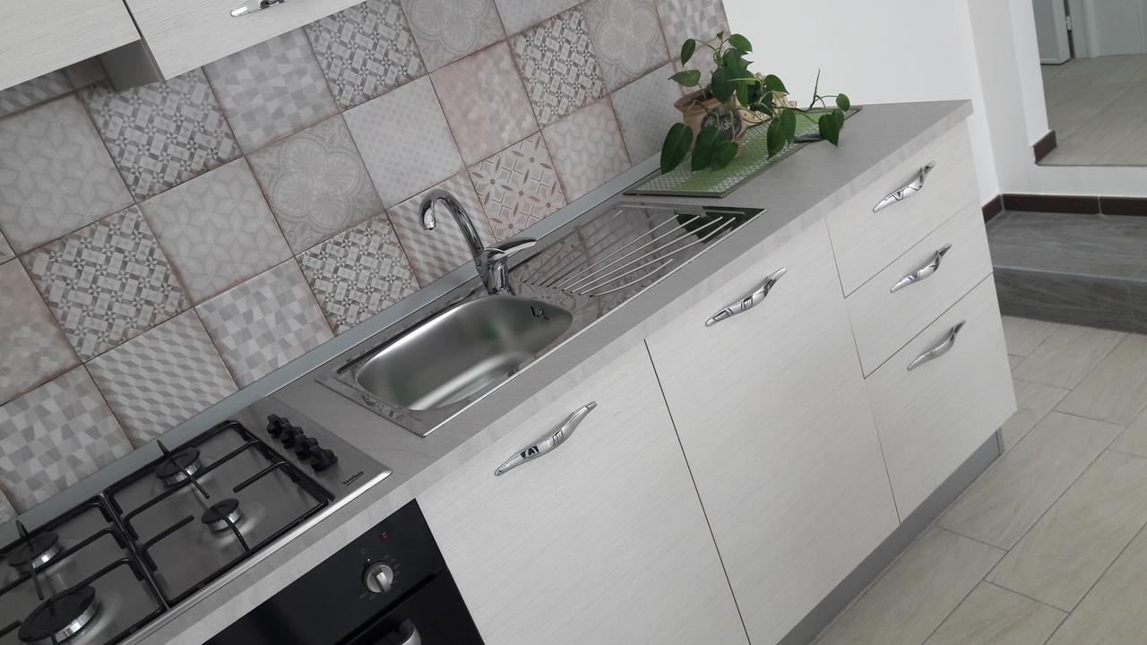 Case Vacanza Via Mozart Porto Cesareo Exterior foto