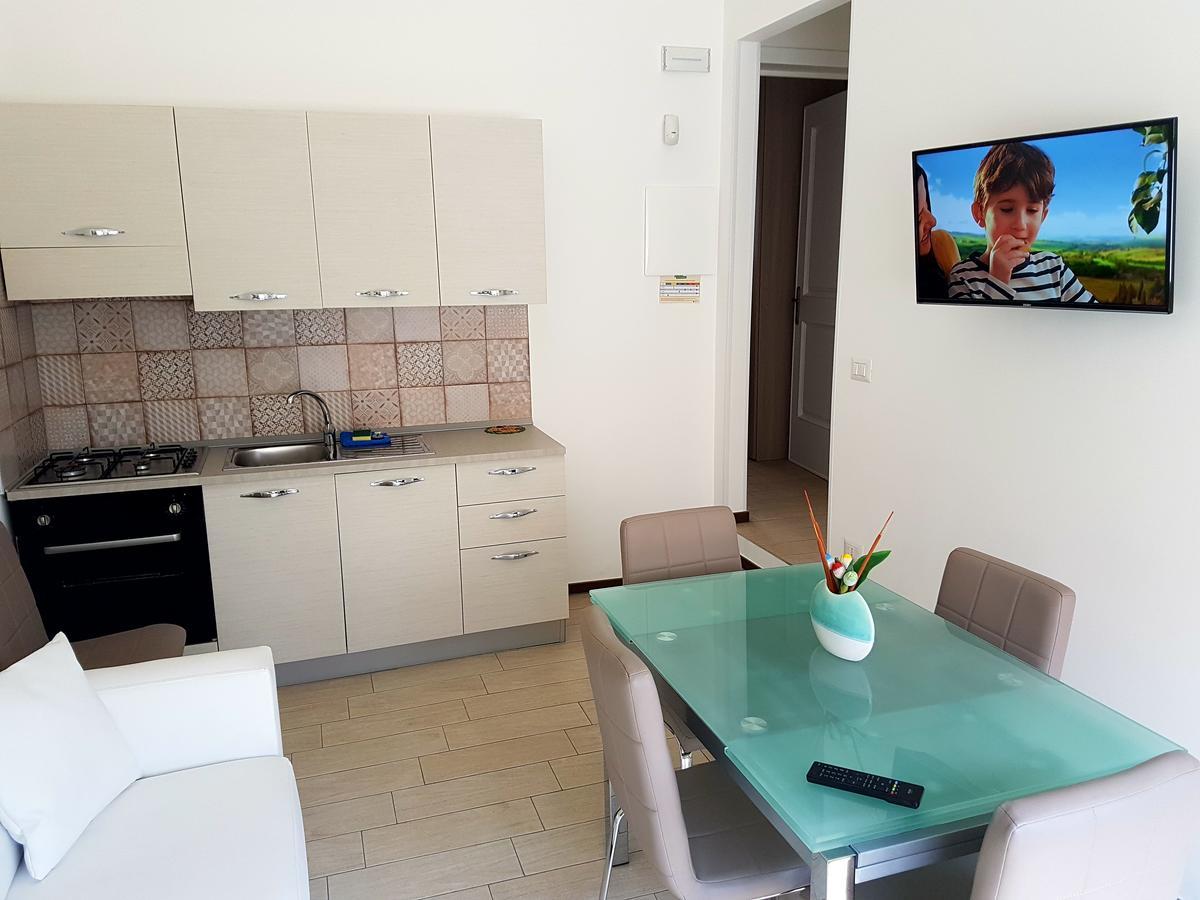 Case Vacanza Via Mozart Porto Cesareo Exterior foto