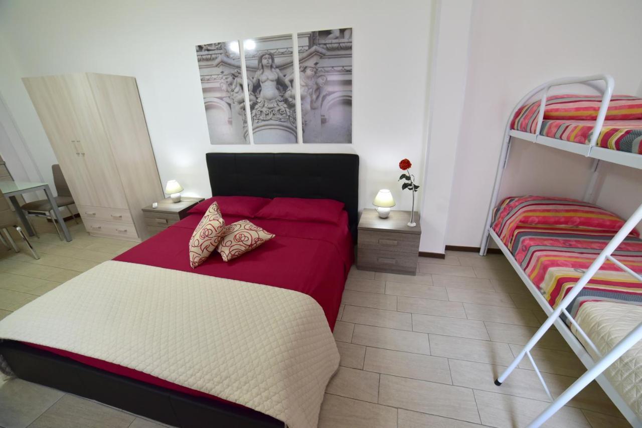 Case Vacanza Via Mozart Porto Cesareo Exterior foto